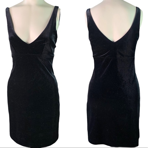 Barneys New York Dresses & Skirts - BARNEY NEW YORK COOP BLACK VELVET DRESS PETITE ROBE NOIRE MINI DRESS SMALL